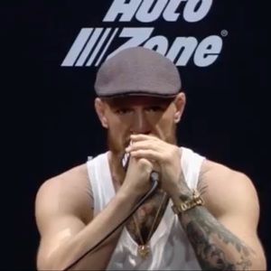 Meet your Posher, Aris